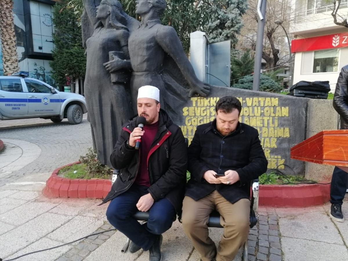 Erdek&rsquo;te İdlib i&ccedil;in anma