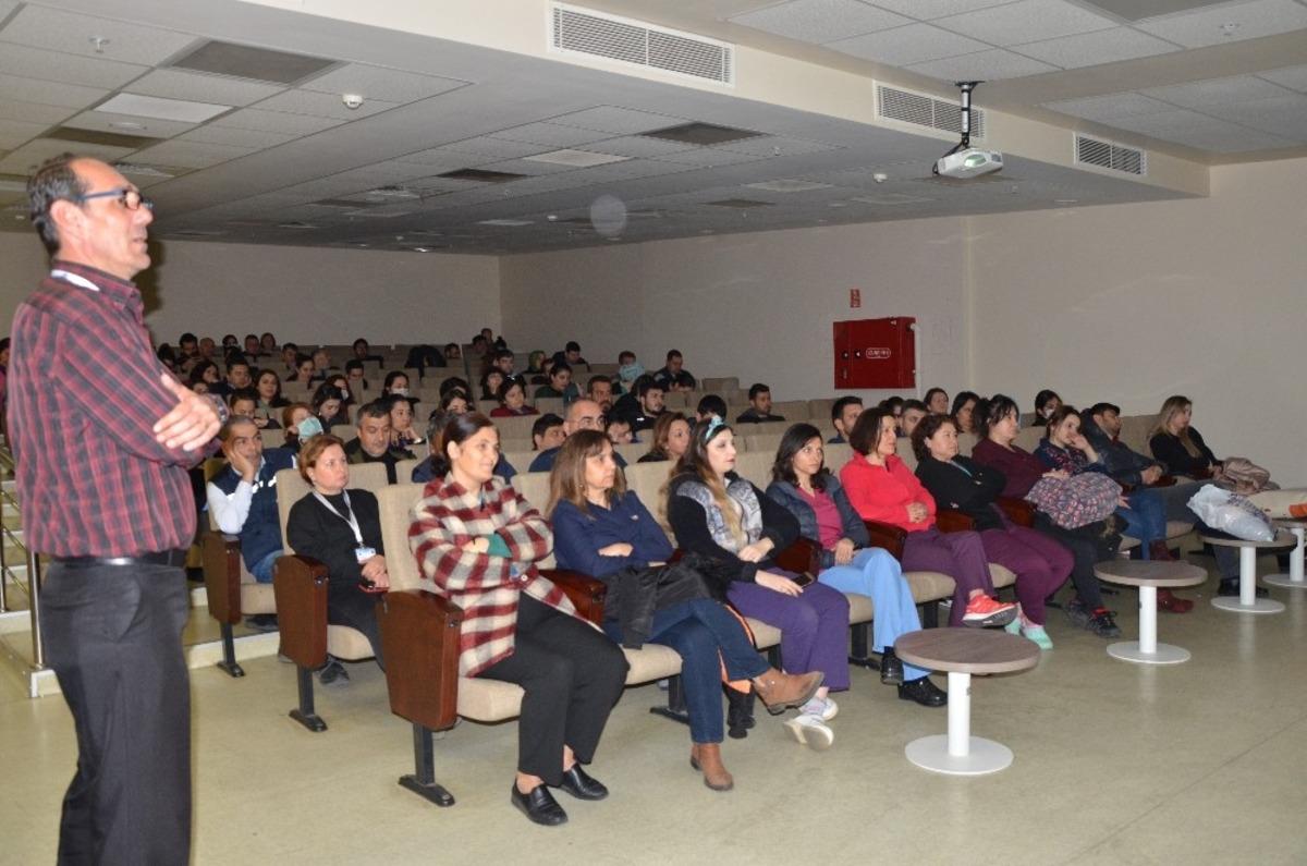 AD&Uuml;&rsquo;de Acil Durum ve Afet Y&ouml;netimi Eğitimi verildi