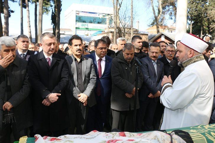 GTÜ Rektörü Aslan’ın acı günü G3