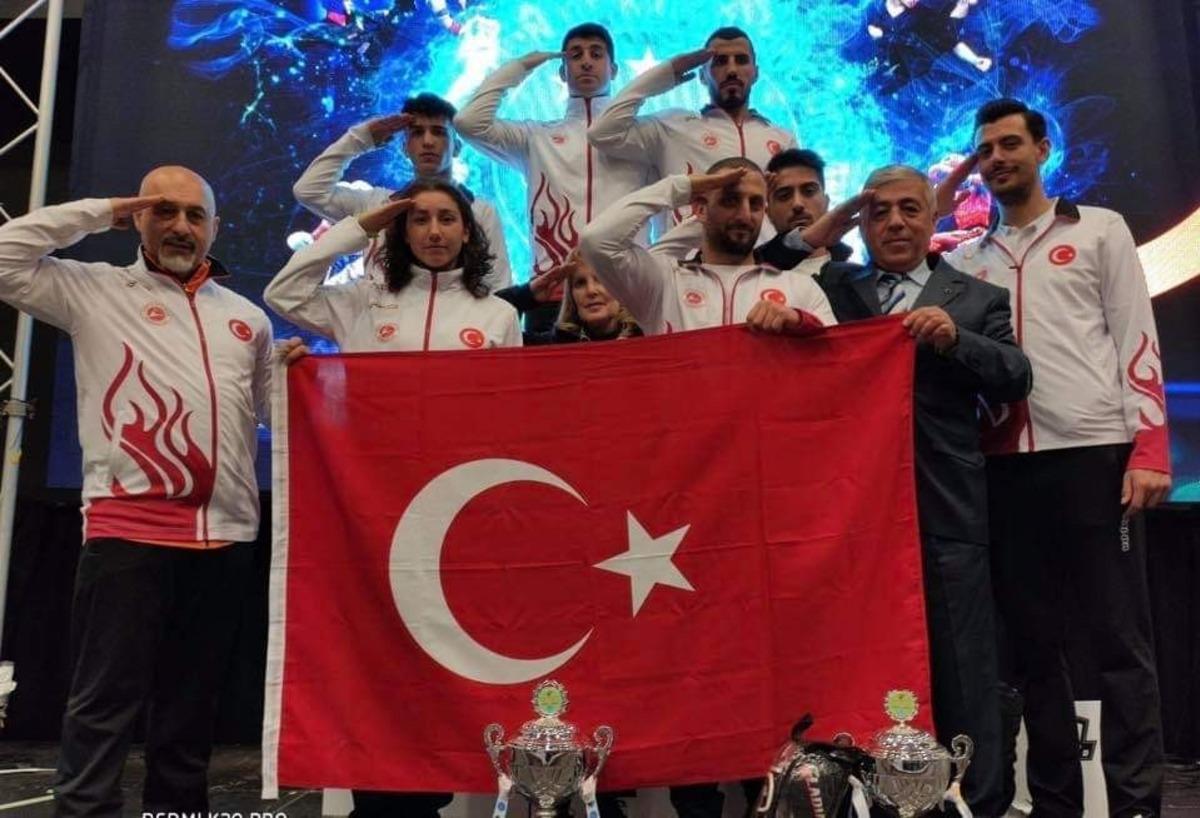 Milli Boks&ouml;rden, Bahar Kalkanı Harekatına katılan Mehmet&ccedil;iğe asker selamı