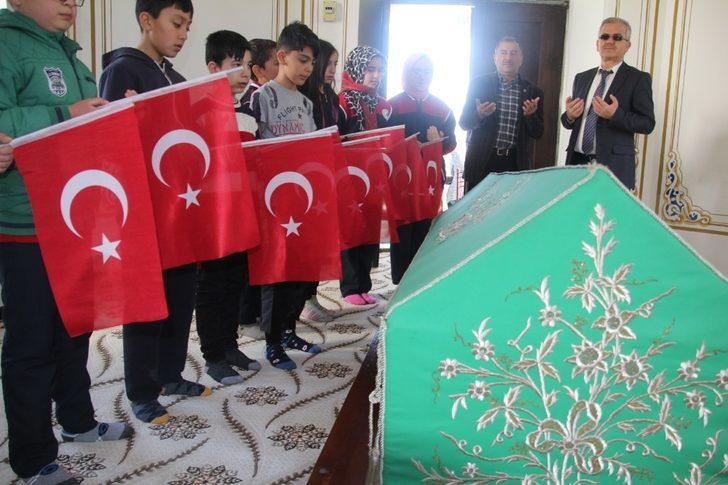 Kuruluşun topraklarında eller semaya Mehmetçik için açıldı G3