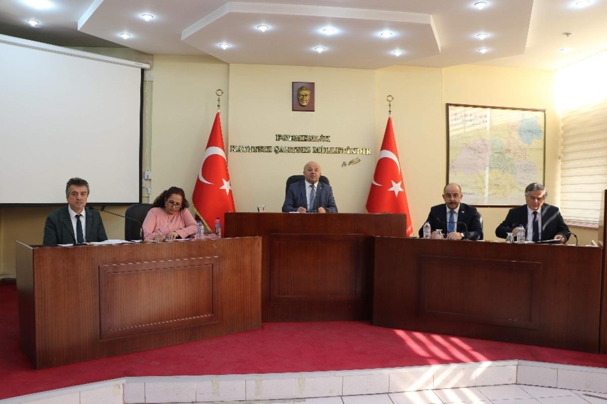 Karab&uuml;k İl Genel Meclisinden Mehmet&ccedil;ik&rsquo;e destek