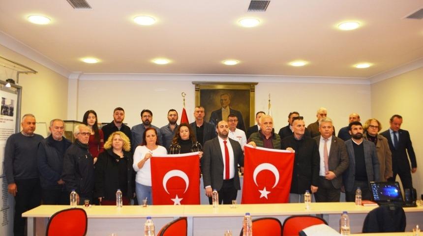 Ayvalık İdlib şehitleri için tek yürek