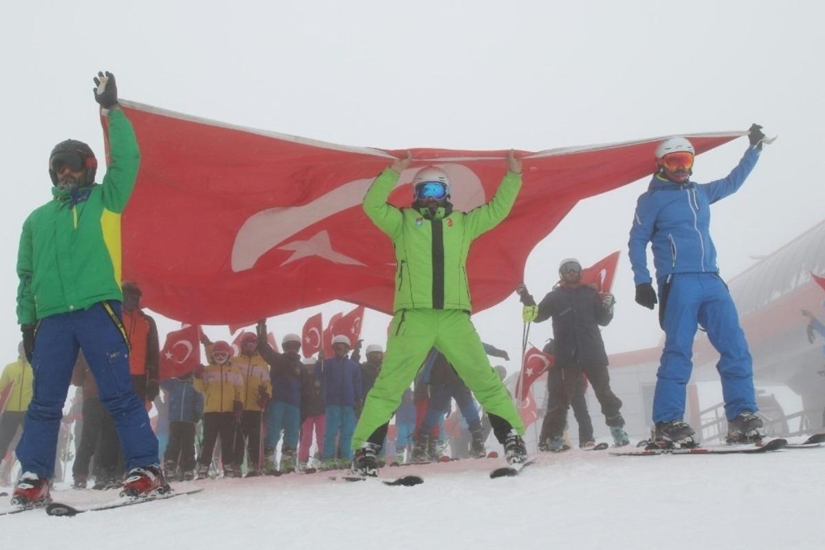 İdlib şehitleri Erciyes&rsquo;te anıldı