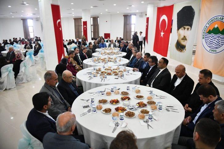 Vali Su, Şehit Emrah Şahin’in mevlitine katıldı G3