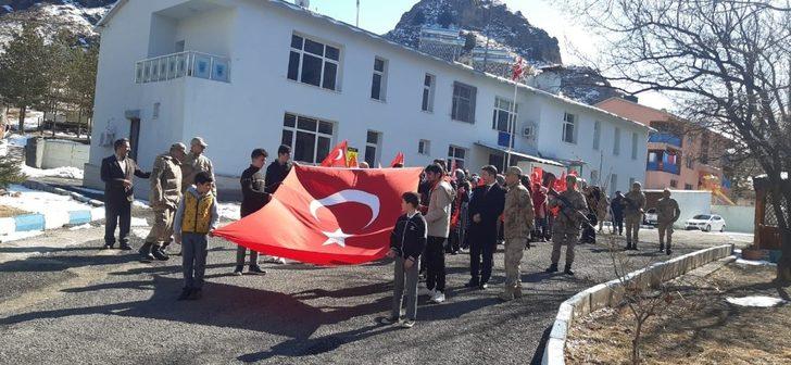 İmam Hatip öğrencilerinden askere destek G2