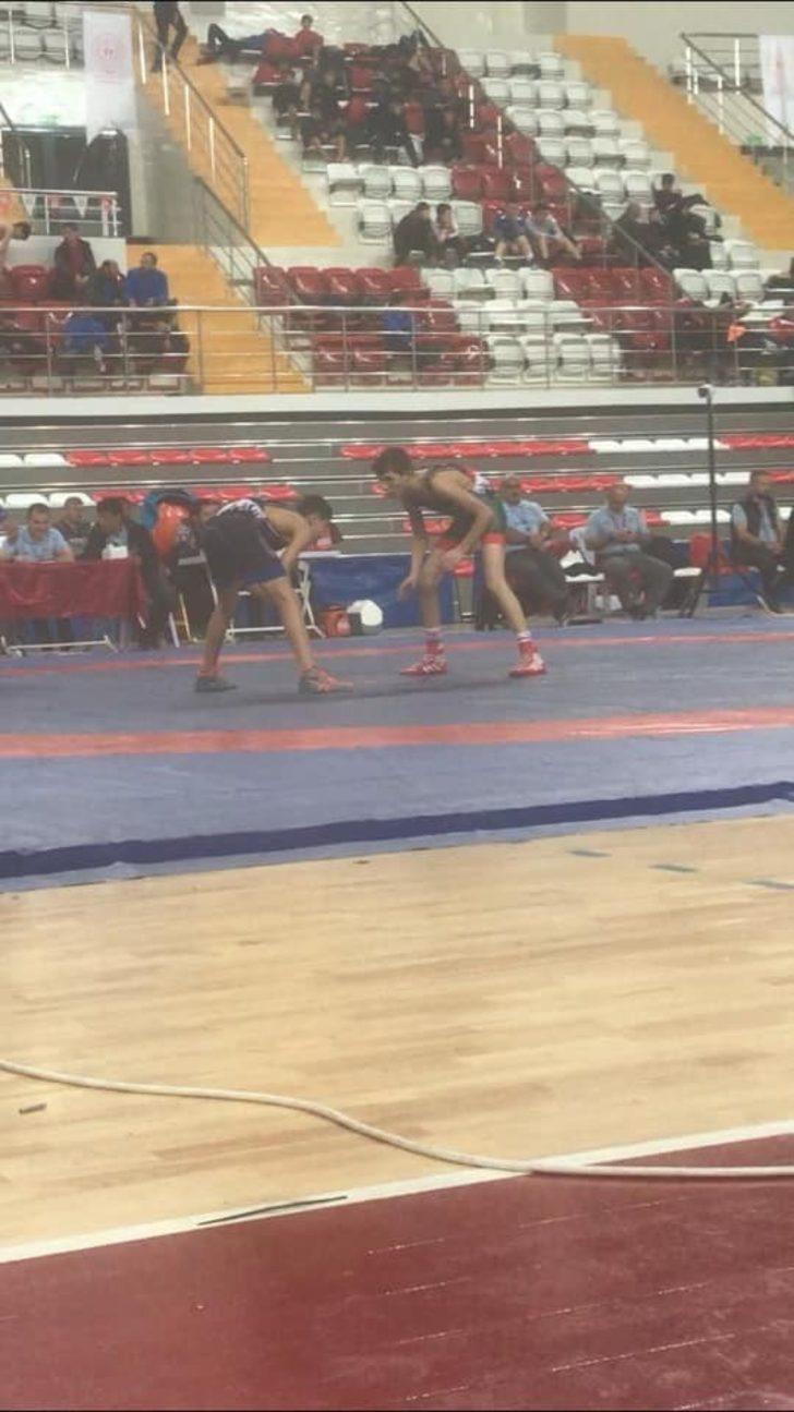 İzmit Belediyesporlı Yiğit Türkiye 5.’si oldu G2