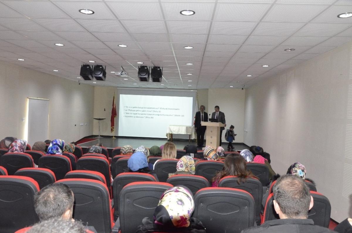 A&Ccedil;SH İl M&uuml;d&uuml;rl&uuml;ğ&uuml;nde &lsquo;Adolesan ile İletişim&rsquo; semineri d&uuml;zenlendi