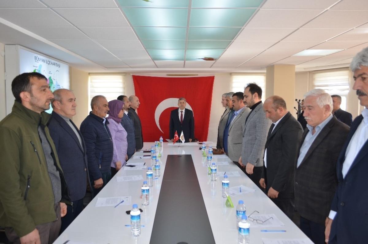 B&uuml;nyan Belediye Meclisi İdlib&rsquo;deki hain saldırıyı kınadı