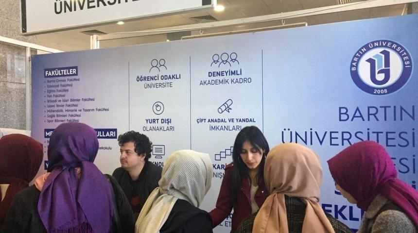 Öğrenciler Bartın Üniversitesini tanıttı