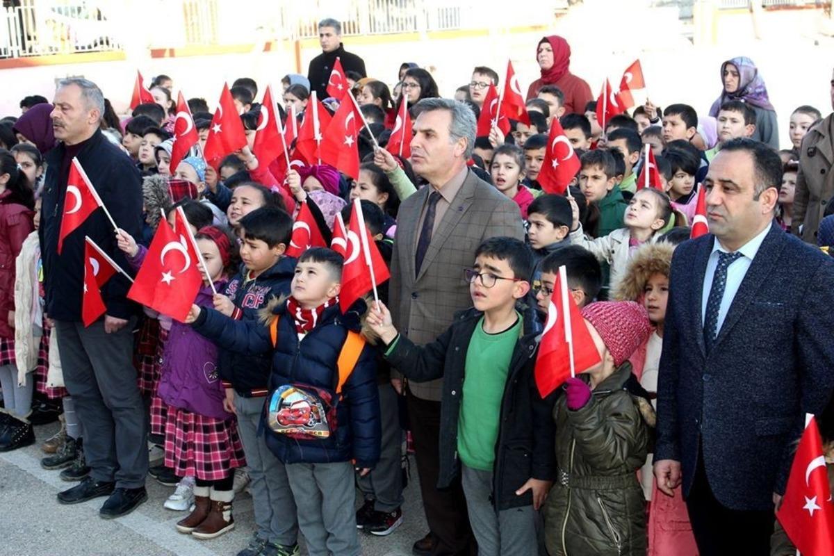 Suluova&rsquo;da ilk ders: "Vatan size, gelecek bize emanet&rdquo;