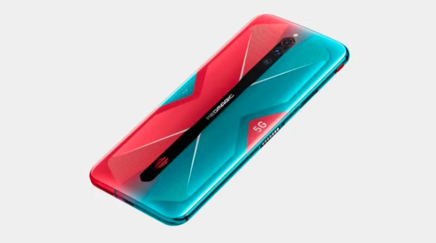 En hızlı Android telefon unvanını elde edecek