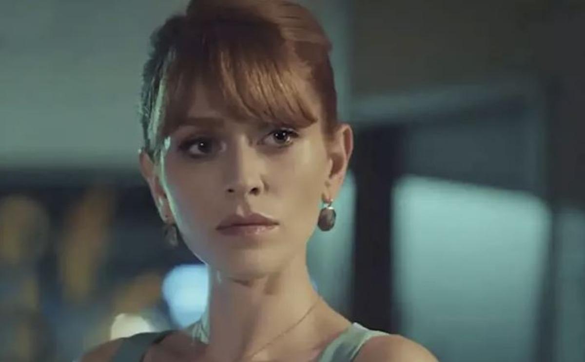 Mucize Doktor'un Beliz'i Hazal T&uuml;resan yatağa girip poz verdi!