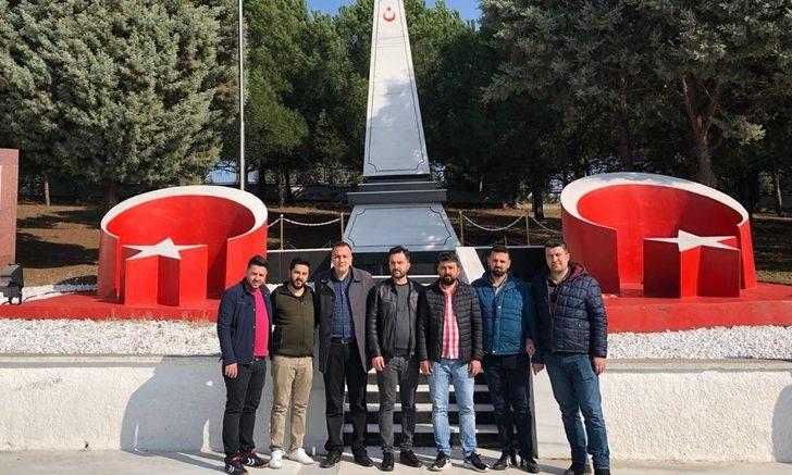 Bursalı kardelenler şehit abileri için dua etti G1