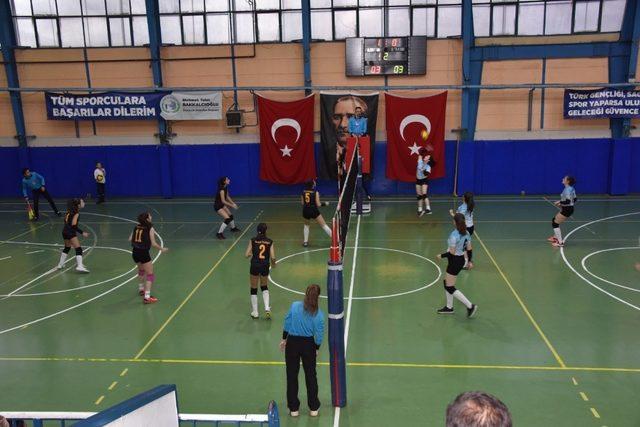 Voleybol takımından duyarlı davranış