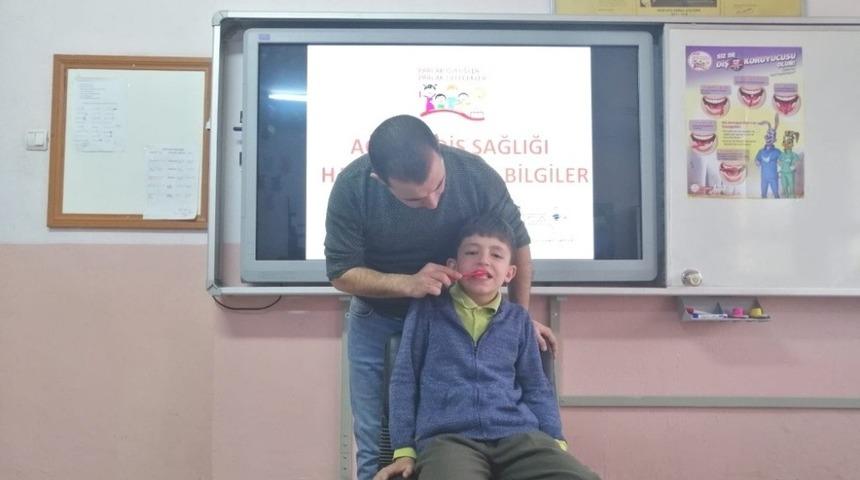 Hisarcık&rsquo;ta &ouml;ğrencilere Ağız ve Diş Sağlığı eğitimi