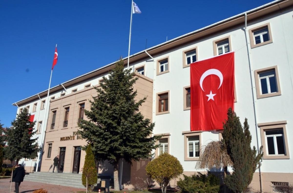 Yozgat bayraklarla donatıldı