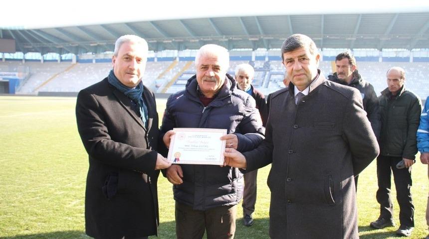 Stat personeline teşekk&uuml;r belgesi