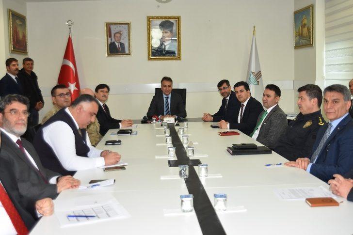 Bitlis’te uyuşturucu ile mücadele toplantısı yapıldı G2