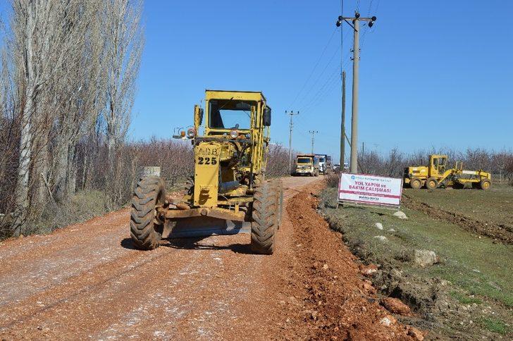 Elmalı Akçay-Afşar yolu yenileniyor G3