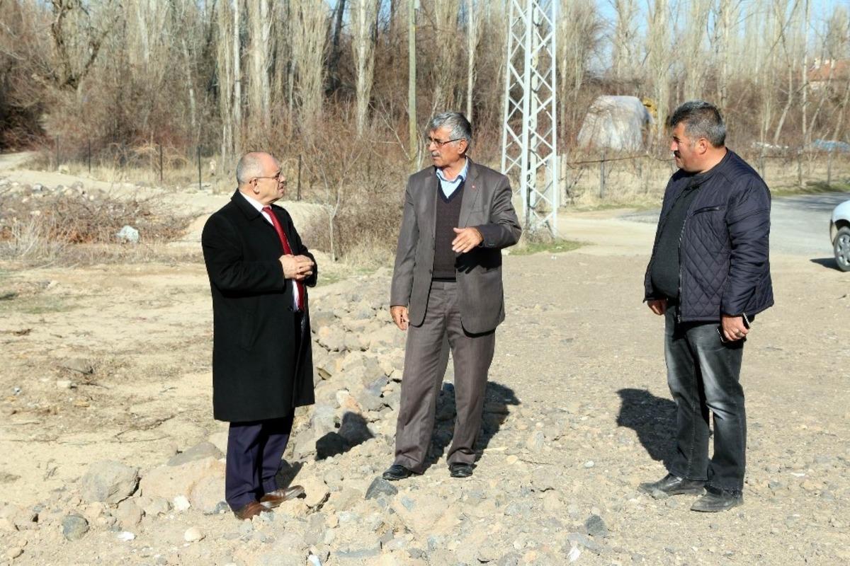 Başkan &Ouml;zt&uuml;rk Kocahacılı mahallesini ziyaret etti