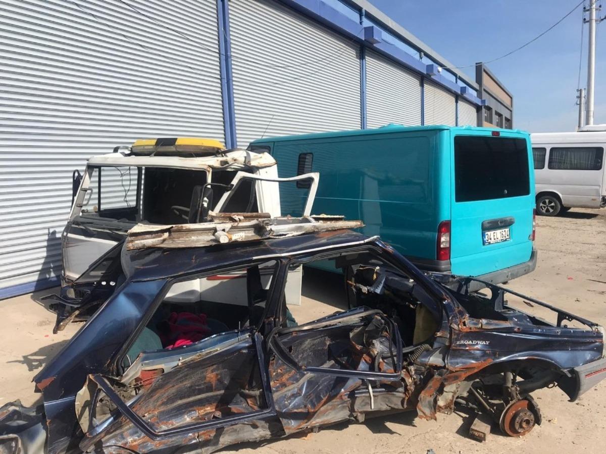 Hurda ara&ccedil; mesaisi