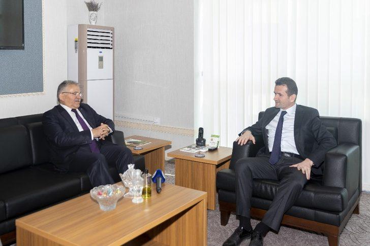Başkan Büyükkılıç, Tarım ve Orman İl Müdürlüğü ile Kayseri Orman Bölge Müdürlüğü’nü ziyaret etti G3