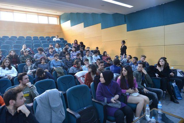 SAÜ’de ‘Bilişim Sektöründe Geleceğini Planla’ isimli konferans gerçekleşti