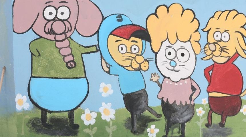 Develi’de parklar grafiti ile güzelleşiyor