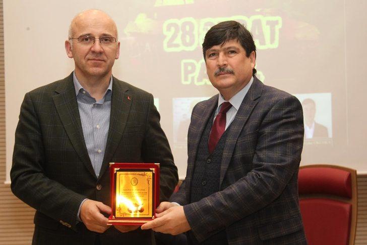 BEÜ’de “Darbeden Demokrasiye 28 Şubat” paneli G4