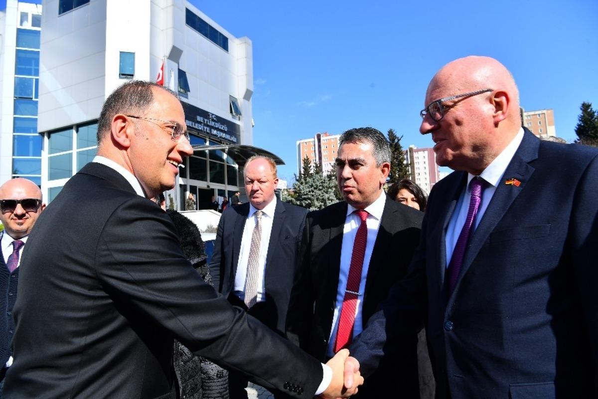 Paderborn Belediyesinden Beylikd&uuml;z&uuml;&rsquo;ne ziyaret