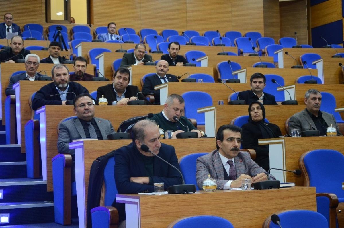 Paland&ouml;ken&rsquo;de İdlib g&uuml;ndemi