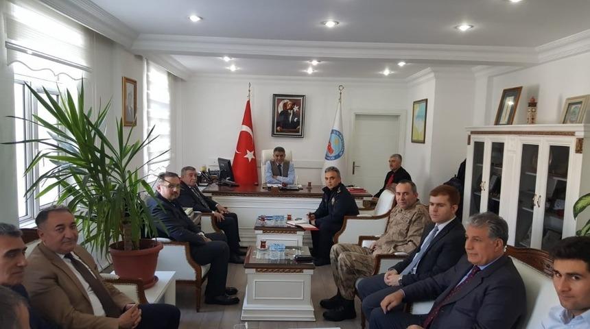 Tatvan&rsquo;da "madde bağımlılığı ile m&uuml;cadele" toplantısı