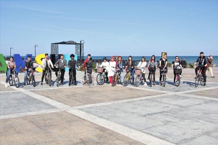 Üniversiteliler İdlib şehitleri için pedal çevirdi G2