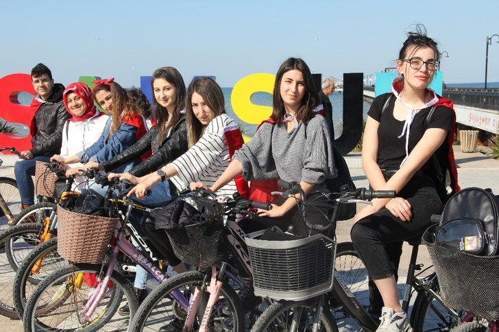 Üniversiteliler İdlib şehitleri için pedal çevirdi G3