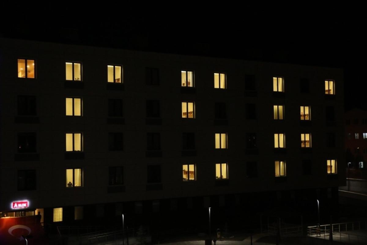 &Ouml;ğrencilerden Mehmet&ccedil;iğe destek