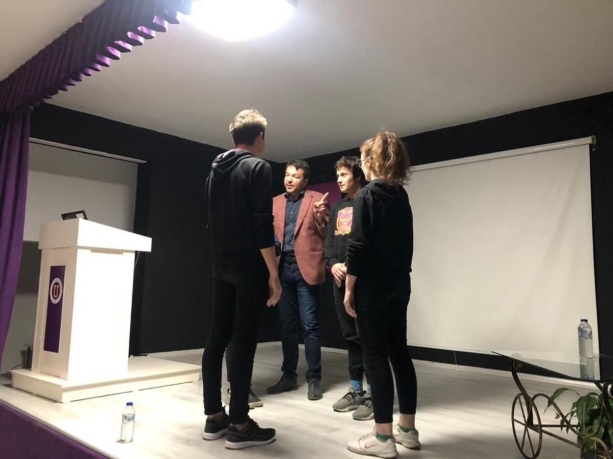 Uğur Okulları&rsquo;nda 12. Sınıf &Ouml;ğrencilerine Seminer