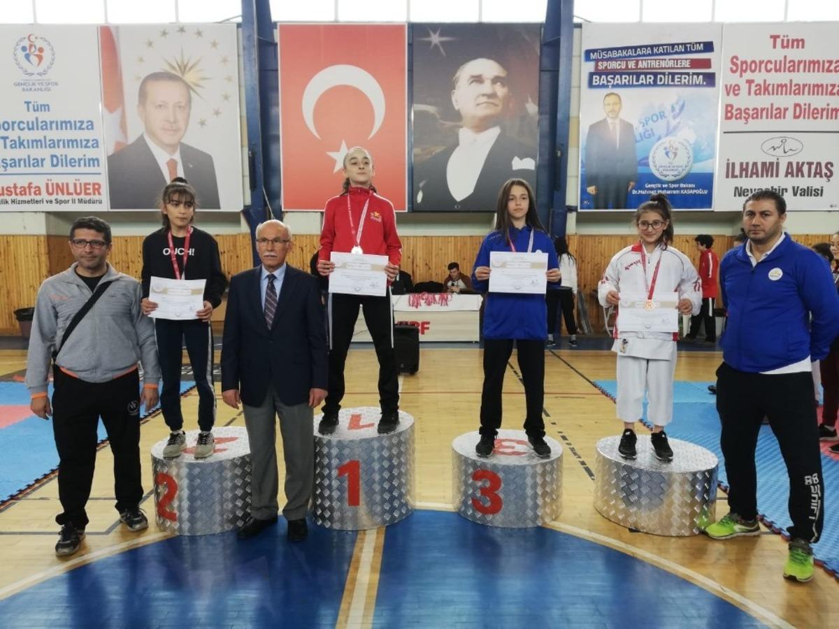 Analig&rsquo;de karate takımları finale y&uuml;kseldi