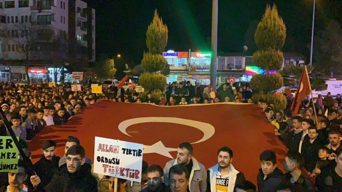 Gedizliler İdlib şehitleri i&ccedil;in y&uuml;r&uuml;d&uuml;