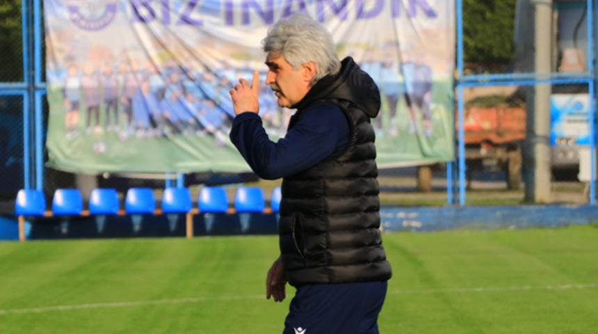 Uğur Tütüneker: Süper Lig'e ilk ikiden çıkmayı kovalıyoruz