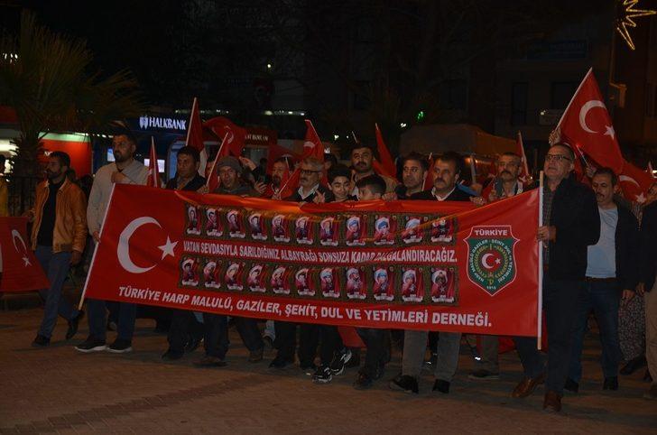 Turgutlu, Mehmetçik için tek yürek oldu G2