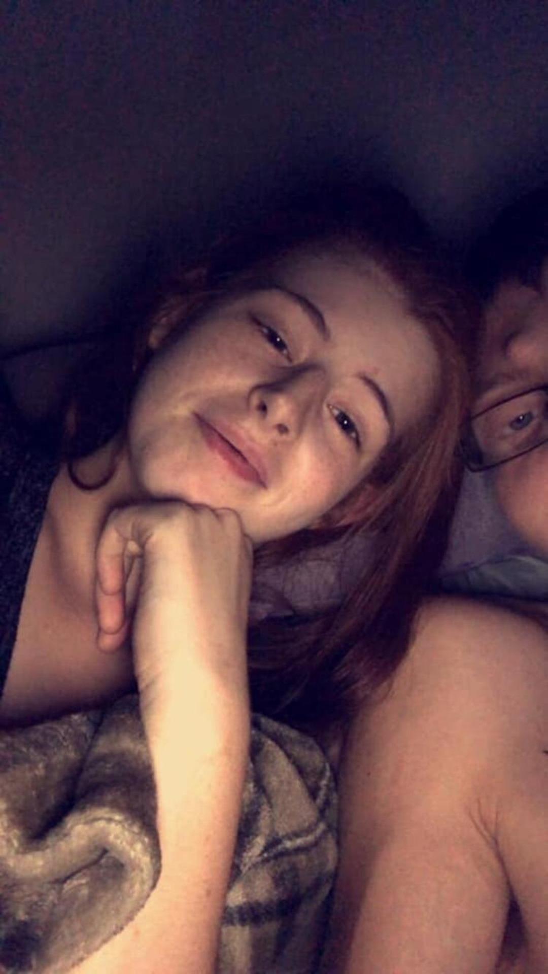 4 yaşındaki kızı o halde g&ouml;r&uuml;nce... Polisler bile şoke oldu!