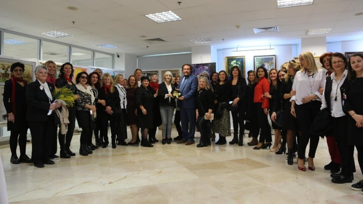 Maltepeli kadın ressamlardan karma sergi