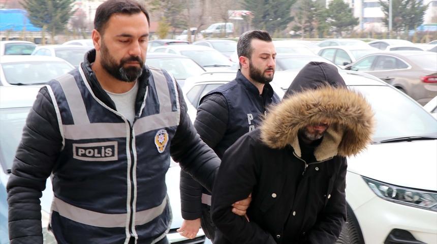 Kar maskeli hırsız 250 kamera kaydı incelenerek yakalandı