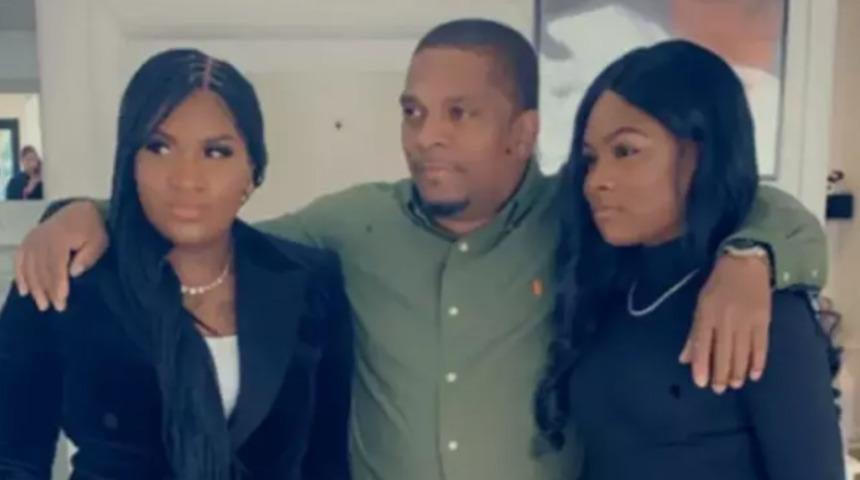 17 yıllık en yakın arkadaşlar gerçekten kız kardeş çıktı!