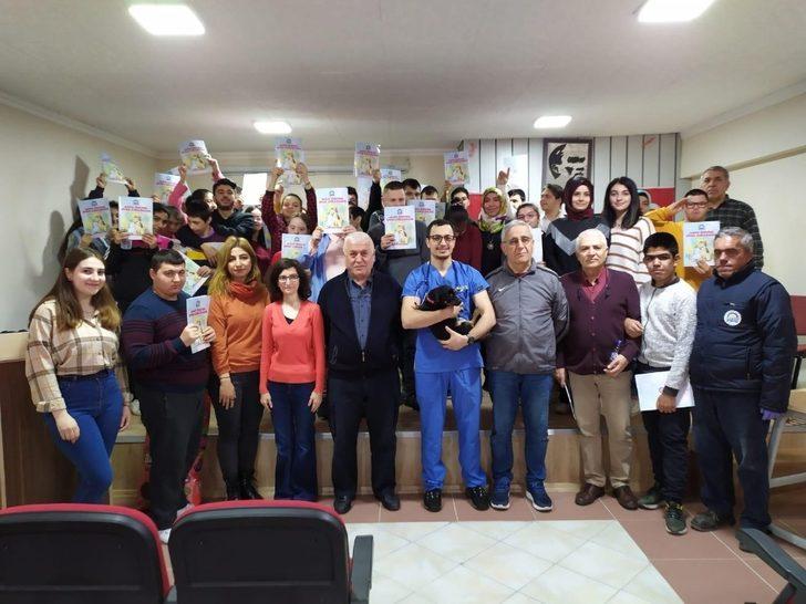Gebzeli çocuklara hayvan sevgisi aşılanıyor G2