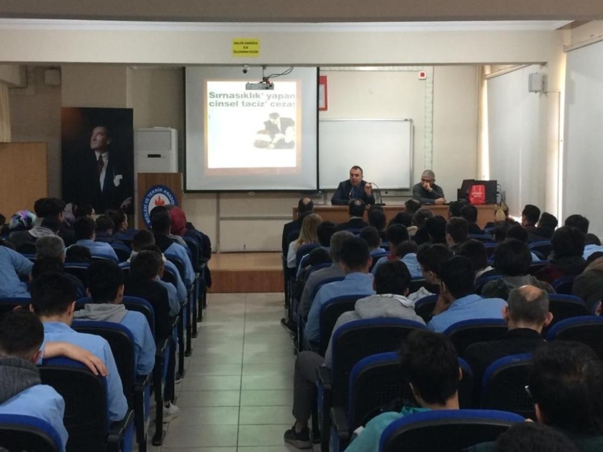 Liseliler, madde bağımlılığı ve bilişim su&ccedil;ları konusunda bilgilendirildi