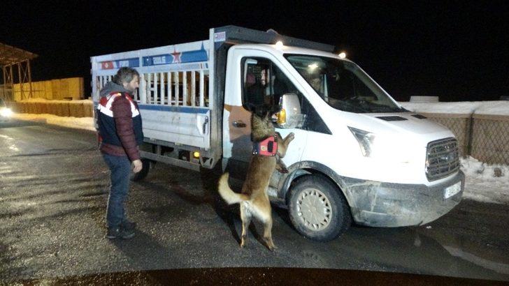 Jandarmadan “Başka Yol Yok, Uyuşturucuya Geçit Yok” uygulaması G2
