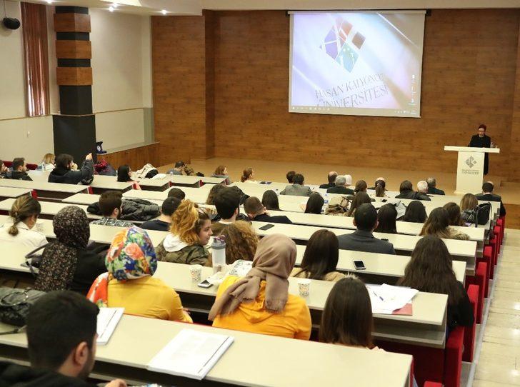 HKÜ’de 28 Şubat ve Darbelerin Mantığı anlatıldı G2