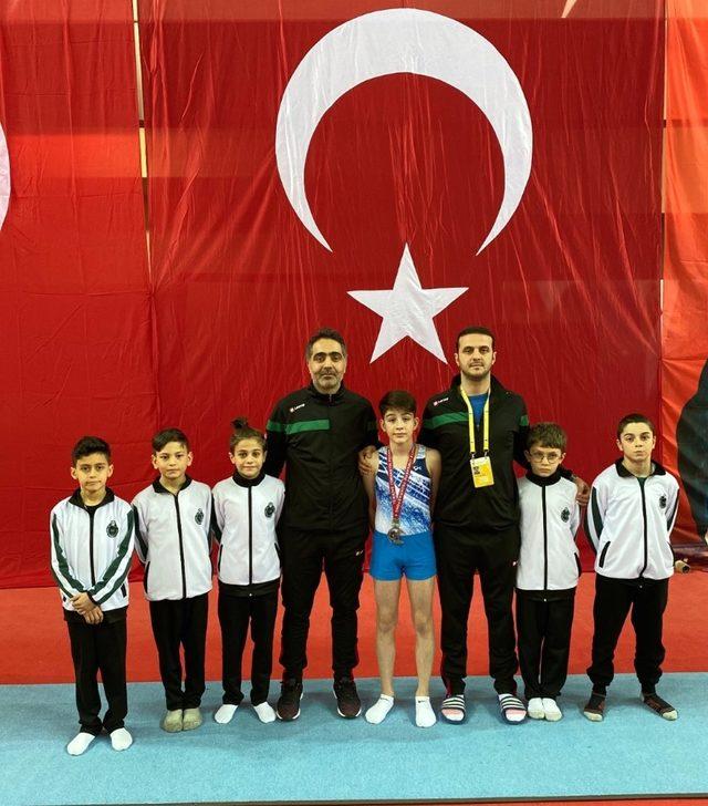 Karatay Belediyespor, jimnastikteki iddiasını da gösterdi